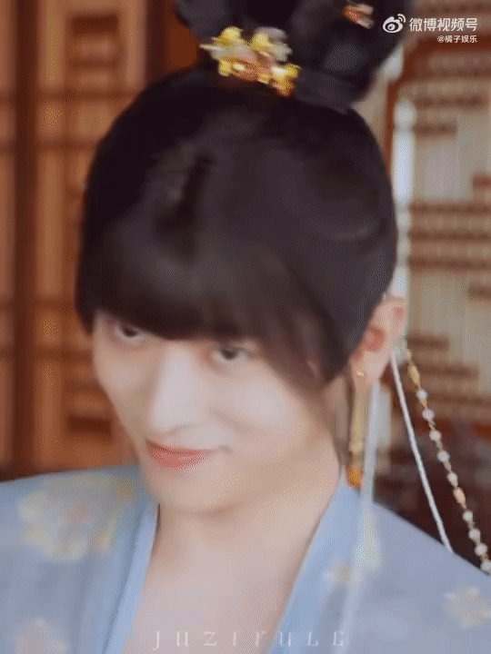 Màn giả gái đẹp lạ của mỹ nam hot nhất hiện nay: Người đẹp đô con khiến netizen cười mệt - Ảnh 8.