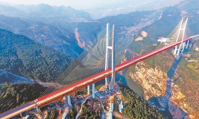 Bí ẩn vùng đất Trung Quốc có đầy cây cầu 'khổng lồ' cao nhất thế giới