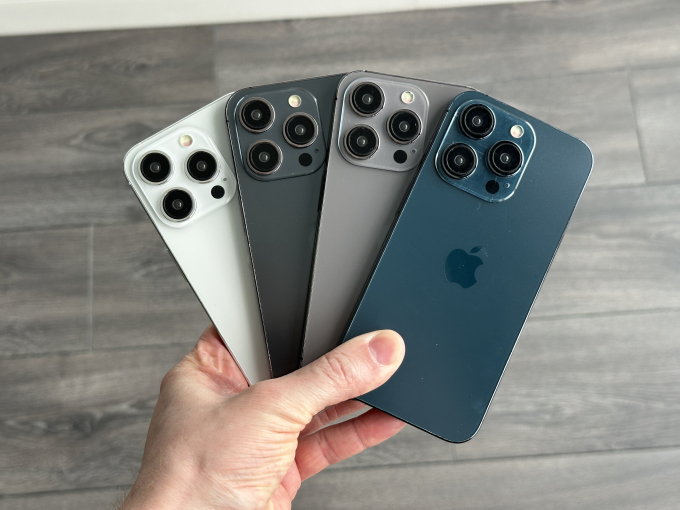 iPhone 15