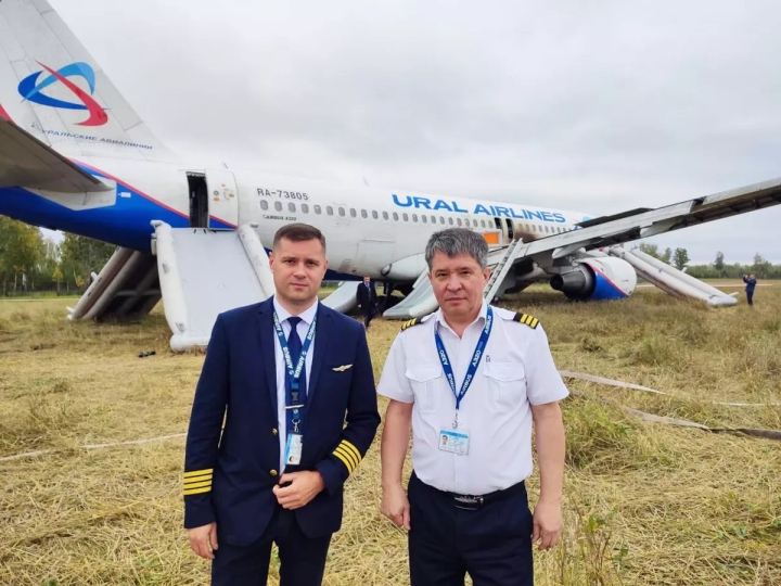 Nghe hành khách Nga kể về cú đáp máy bay giúp 160 người thoát chết