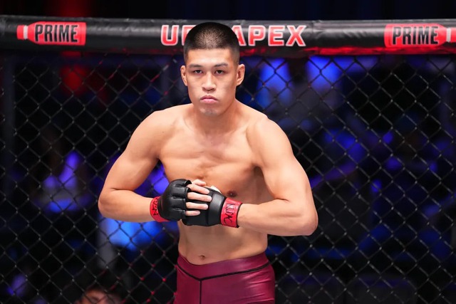 Võ sĩ gốc Việt Steven Nguyễn giành chiến thắng ấn tượng, chính thức gia nhập giải MMA lớn nhất thế giới UFC - Ảnh 1.
