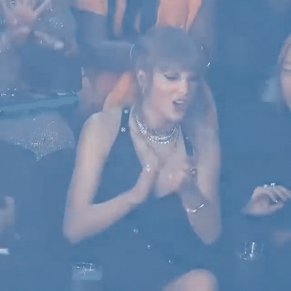 Nữ hoàng VMAs 2023 gọi tên Taylor Swift: Chặt chém trên thảm hồng, giật 9 chiếc cúp không bằng khoảnh khắc rơi nhẫn 400 triệu - Ảnh 16.