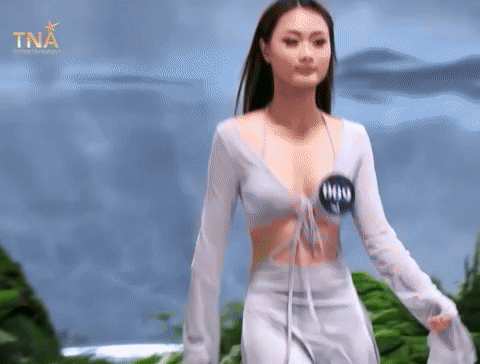Độc lạ thí sinh chọn đồ kín như bưng thi bikini, giám khảo Miss Earth Vietnam: Có lẽ em cần học thêm kiến thức - Ảnh 3.