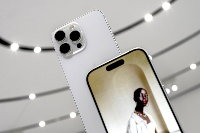 Bằng iPhone v&agrave; Apple Watch mới, Apple đang mang lại h&igrave;nh h&agrave;i cho AI như thế n&agrave;o? - Ảnh 1.