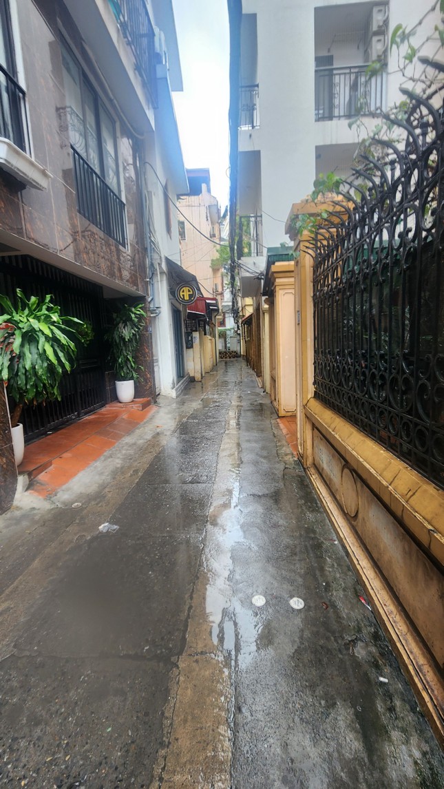 Phát lộ hàng trăm nhà ở hô biến thành chung cư mini cho thuê - Ảnh 2.