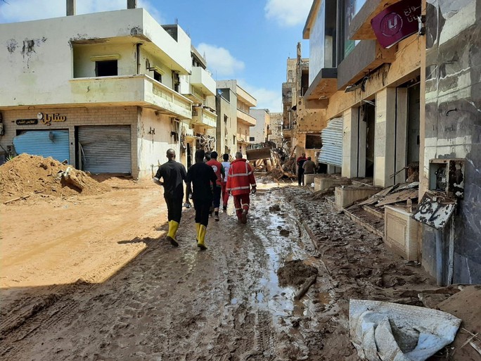 Một ngày sau thảm họa lũ lụt ở Libya