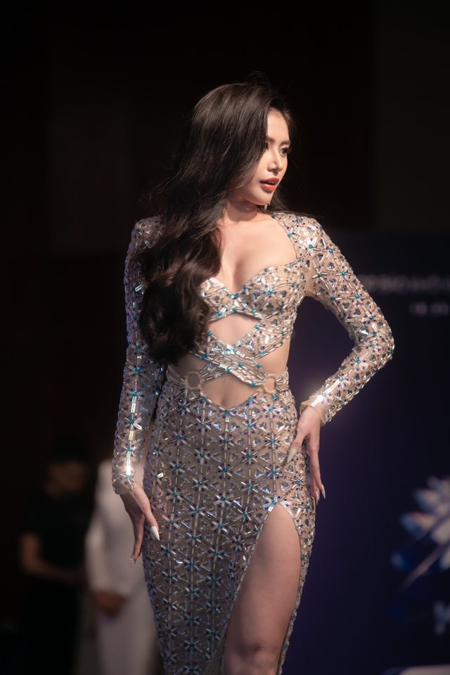 Thảm đỏ công bố top 18 Miss Universe Vietnam 2023: Lan Khuê vắng mặt, Hương Ly lộ diện khác lạ - Ảnh 8.