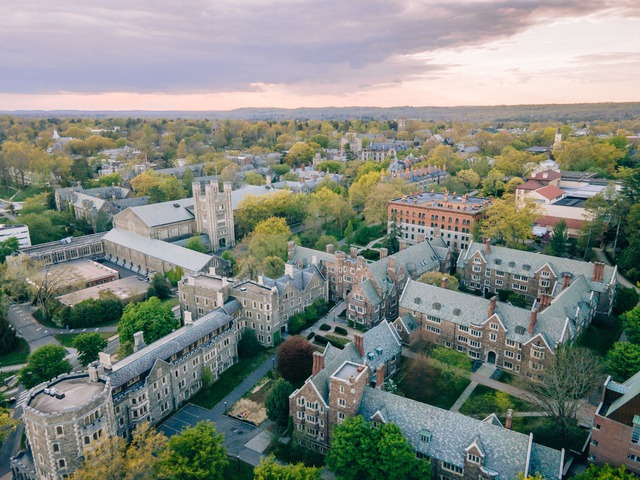 Trường ĐH tốt nhất nước Mỹ năm 2024: Là kỳ phùng địch thủ của Harvard, Albert Einstein từng sống và làm việc tại đây - Ảnh 1.
