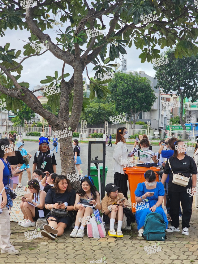 Donghae - Eunhyuk (Super Junior) xuất hiện soundcheck trước giờ G, chiêu đãi loạt ca khúc khiến fan Việt đứng ngồi không yên - Ảnh 12.