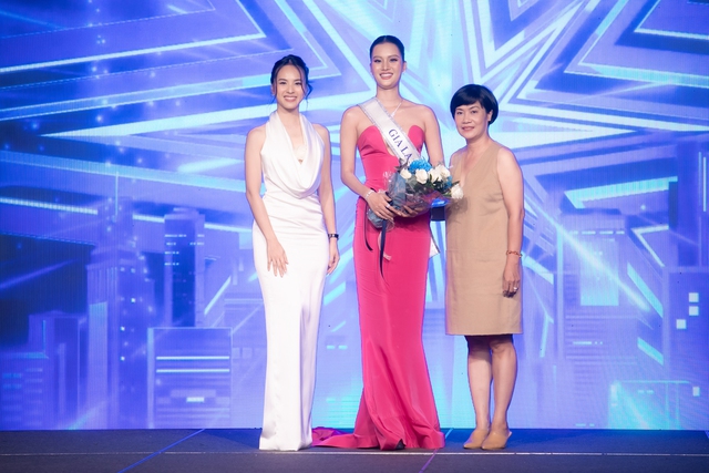 CEO Bảo Ho&agrave;ng l&ecirc;n tiếng giữa ồn &agrave;o Hương Ly nịnh BTC mới của Miss Universe Vietnam, n&oacute;i một c&acirc;u tỏ r&otilde; th&aacute;i độ - Ảnh 4.