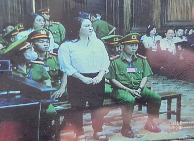 Thủy Tiên vừa tung MV vừa có động thái gây tranh cãi giữa lúc vắng mặt tại phiên toà xét xử bà Nguyễn Phương Hằng - Ảnh 5.