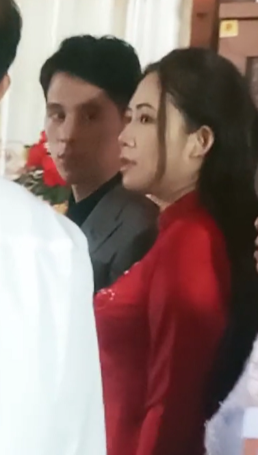 Cầu thủ Đình Trọng và bạn gái 9 năm tổ chức hôn lễ - Ảnh 1.
