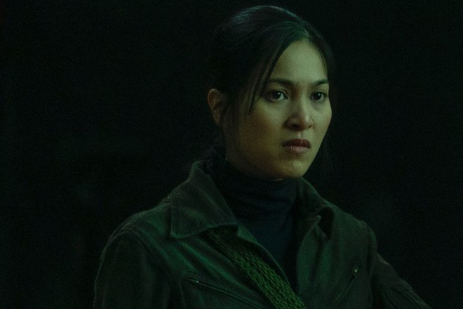 Mỹ nhân Việt được giới phê bình Hollywood khen nức nở dù phim dở, còn thoại tiếng Việt 100% với bạn diễn - Ảnh 2.