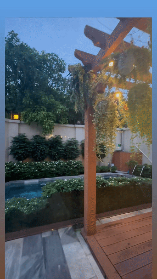 Sân vườn trong biệt thự xa hoa gần 600m2 ca sĩ Lệ Quyên và Lâm Bảo Châu đang sống - Ảnh 3. Sân vườn trong biệt thự xa hoa gần 600m2 ca sĩ Lệ Quyên và Lâm Bảo Châu đang sống - Ảnh 3.