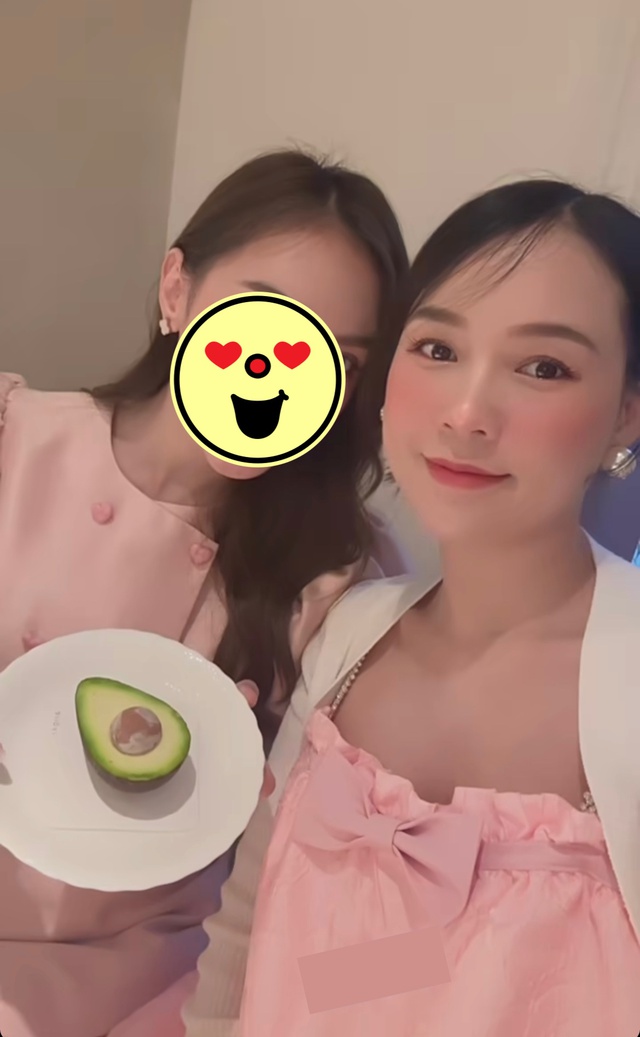 Sao nữ Vbiz có động thái giống hội mẹ bầu giữa nghi vấn có tin vui trước đám cưới - Ảnh 2.