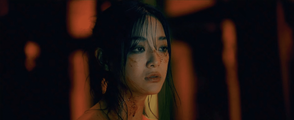 Nữ chính “Hẹn hò chốn công sở trở lại làm idol ra MV: đấu súng khoe diễn xuất nhưng thành tích vẫn nhạt nhoà - Ảnh 5.