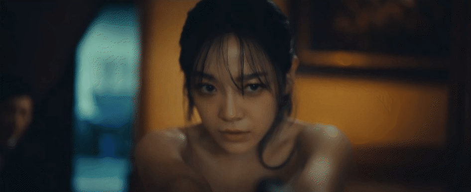 Nữ chính “Hẹn hò chốn công sở trở lại làm idol ra MV: đấu súng khoe diễn xuất nhưng thành tích vẫn nhạt nhoà - Ảnh 3.