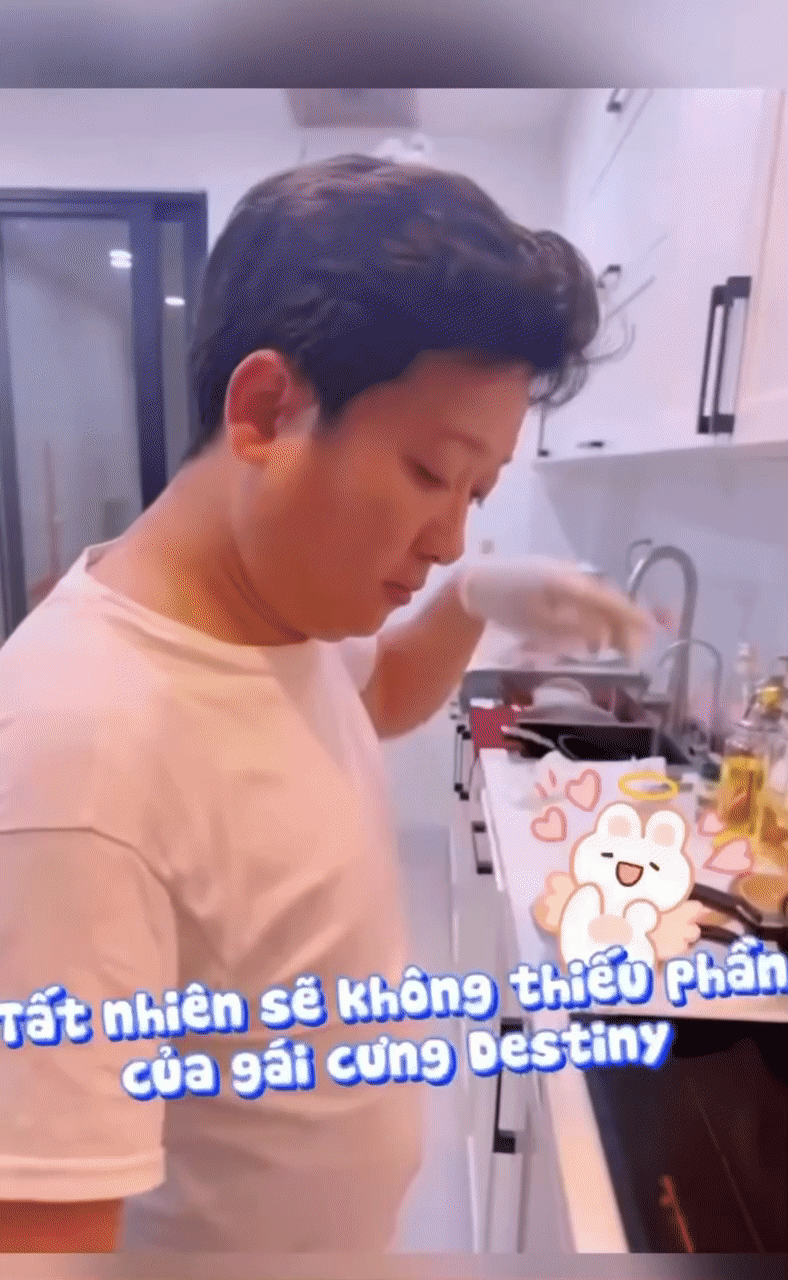 Trường Giang chuẩn người đàn ông của gia đình: Tự tay vào bếp làm đủ món, dành thời gian chơi cùng con gái - Ảnh 3. Trường Giang chuẩn người đàn ông của gia đình: Tự tay vào bếp làm đủ món, dành thời gian chơi cùng con gái - Ảnh 3.