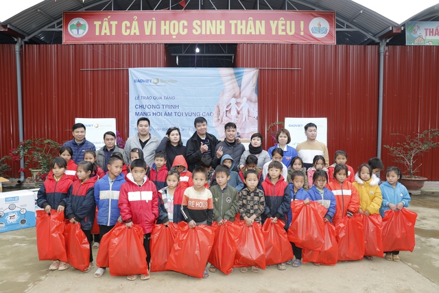 Hành trình hơn 10 năm Mang hơi ấm đến vùng cao bắt đầu từ những điều nhỏ nhất - Ảnh 1.