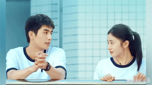 Cặp đ&ocirc;i ng&ocirc;n t&igrave;nh thất bại nhất hiện tại: Phim bị gỡ sau 10 ng&agrave;y chiếu, nữ ch&iacute;nh đẹp nhưng nhiều người gh&eacute;t - Ảnh 3.