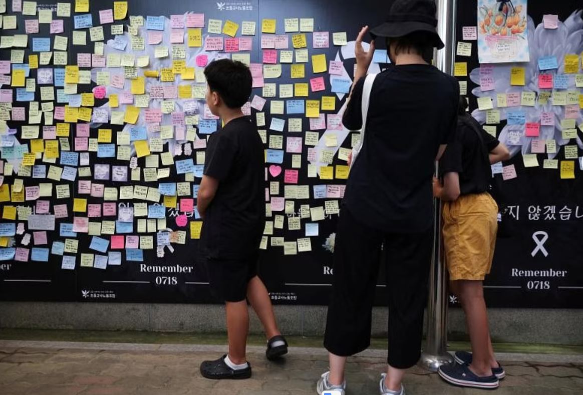 Giáo viên Hàn Quốc khủng hoảng tinh thần vì bị học sinh hành hung, bị phụ huynh đe dọa