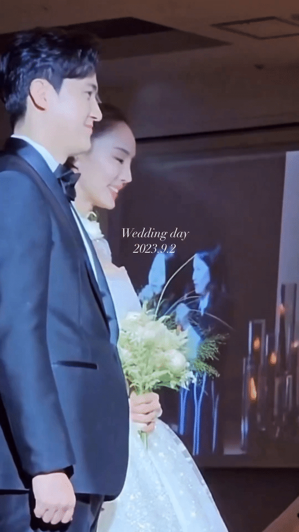 Hôn lễ đẹp như phim của mỹ nhân Dream High: Cặp đôi hôn đắm đuối, nhan sắc cô dâu qua cam thường gây sốt - Ảnh 11.