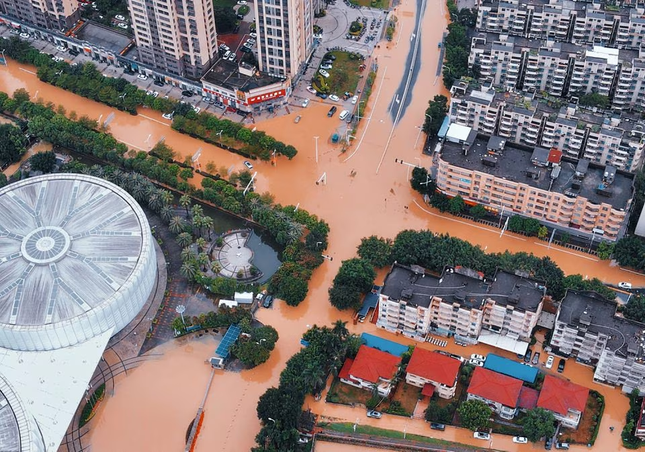 Trung Quốc: Bão Haikui đổ bộ vào tỉnh Phúc Kiến, cơ sở hạ tầng tê liệt