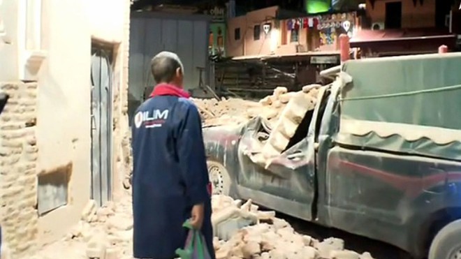 Động đất 6.8 độ richter tấn công Maroc làm loạt tòa nhà rung chuyển, nhiều người thiệt mạng - Ảnh 2.
