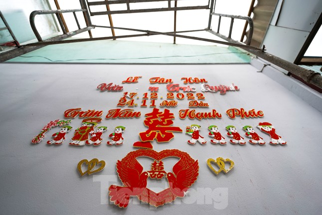 Người dân Long An trải qua một đêm kinh hoàng vì lốc xoáy - Ảnh 6.