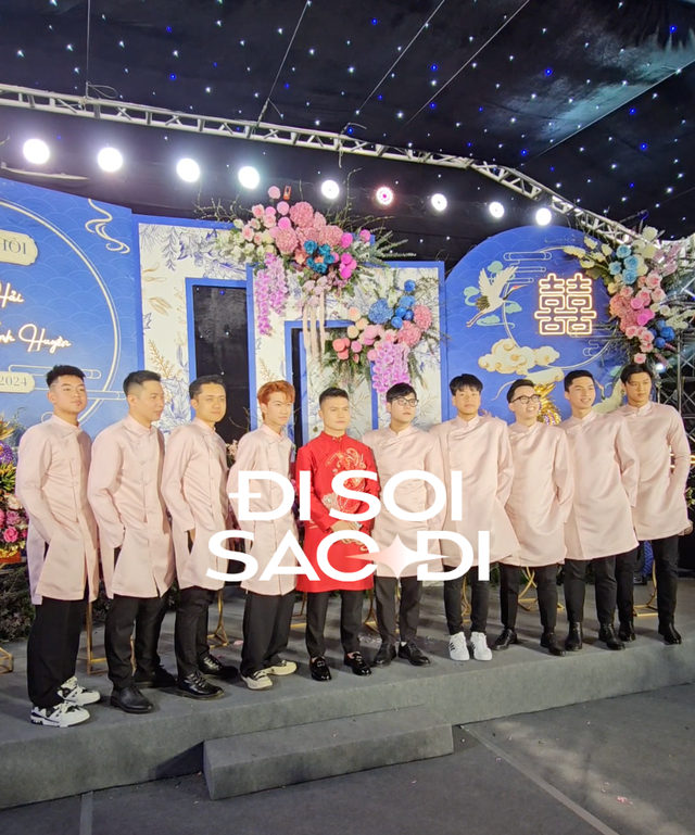 Quang Hải bảnh bao ngồi xe 10 tỷ sang nhà Chu Thanh Huyền, dàn bê tráp đằng trai nhiều gương mặt nổi tiếng - Ảnh 5.
