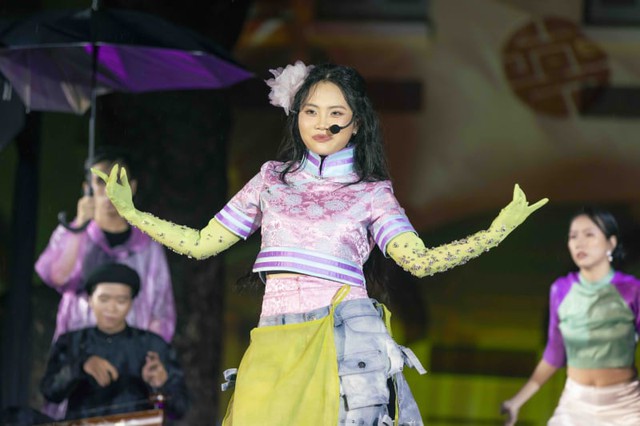 Live concert sống lại: Nghệ sĩ d&aacute;m chơi lớn, kh&aacute;n giả d&aacute;m chịu chi - Ảnh 7.