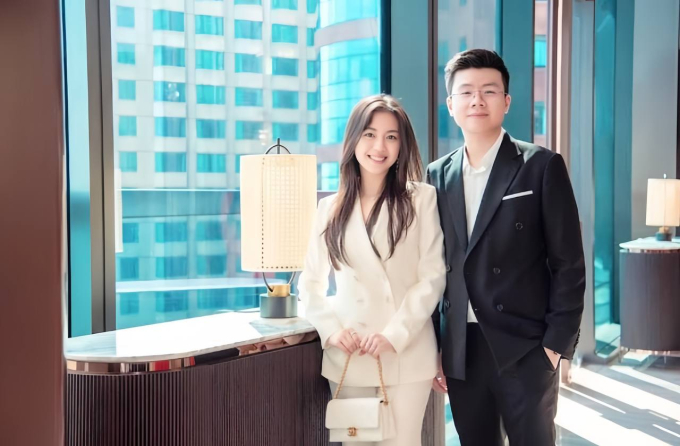 Thiếu gia Phan Hoàng lần đầu đăng ảnh khoe diện mạo bạn gái sau hơn 1 năm quen nhau: Phương thức công khai đặc biệt! - Ảnh 2.
