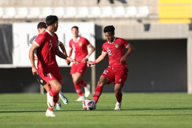 Đ&aacute; hơn người, ĐT Indonesia vẫn thảm bại 0-5 - Ảnh 2.