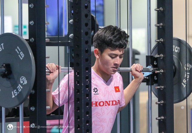 Profile 26 cầu thủ ĐT Việt Nam tham dự Asian Cup: Cầu thủ cao 1m92 l&agrave; ai? - Ảnh 10.