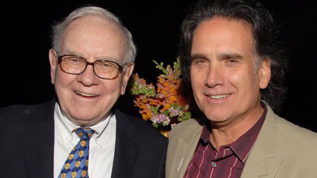 Con trai út của nhà đầu tư chứng khoán Warren Buffett: Được cha dạy 4 ĐIỀU quý báu, giúp đường đời rộng mở - Ảnh 1.