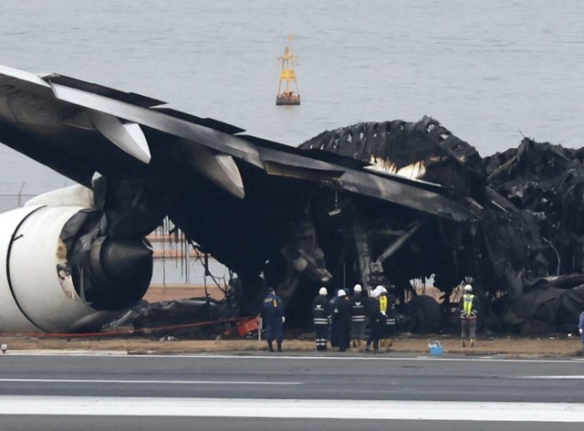 Thông tin bất ngờ về vụ va chạm máy bay Japan Airlines khiến dư luận càng thêm khâm phục “tinh thần Nhật Bản” - Ảnh 1.