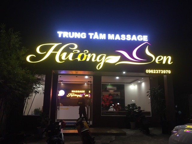 Bắt quả tang nhân viên massage bán dâm cho khách tại Phú Quốc - Ảnh 1.