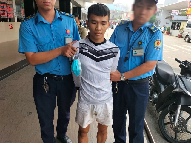 Vương Trọng Hưng trốn khỏi trại giam ở Tiền Giang bị bắt tại bến xe miền Tây - Ảnh 2.