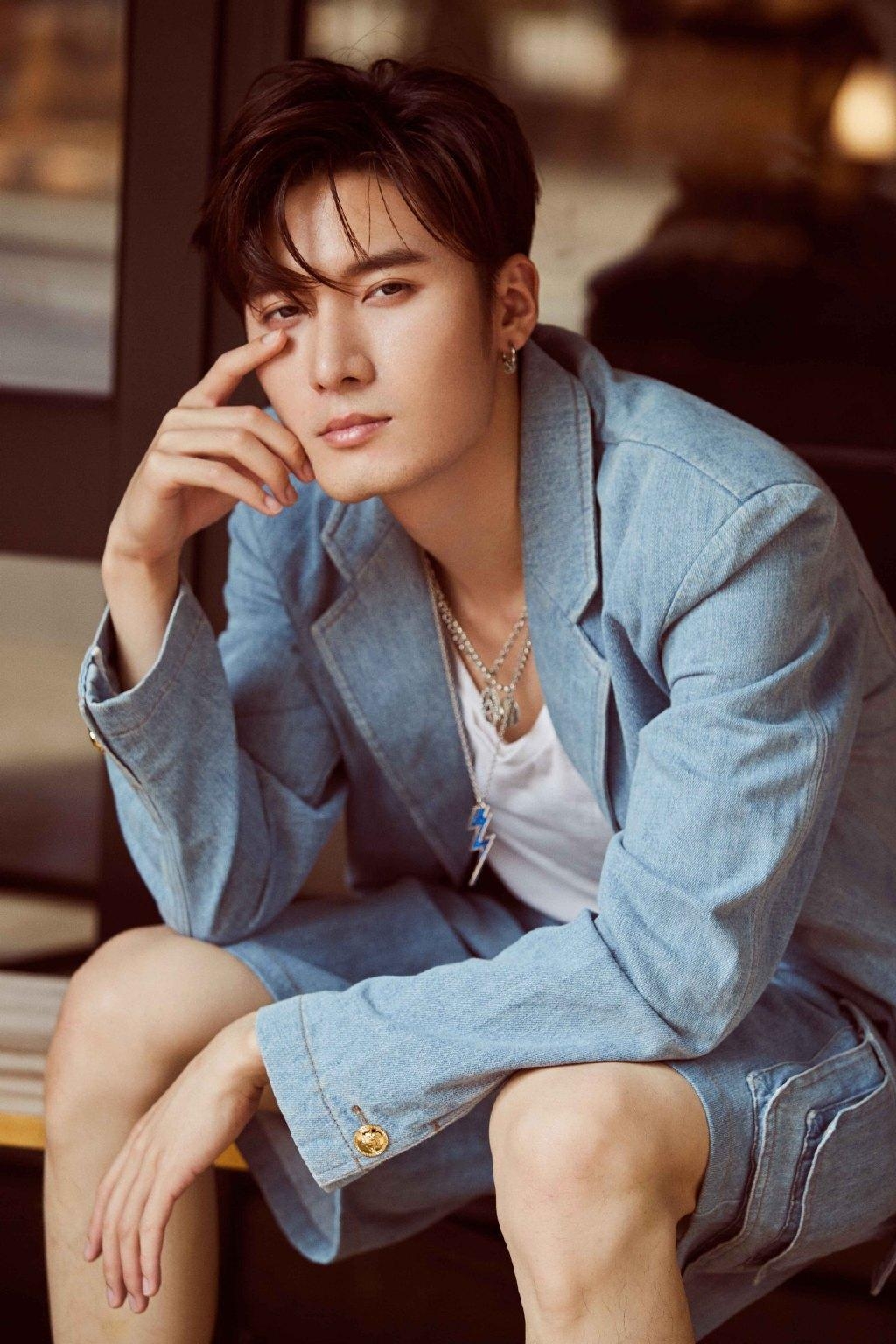 View - Bí Mật Của Chúng Ta mới chiếu đã hút 200 triệu lượt xem