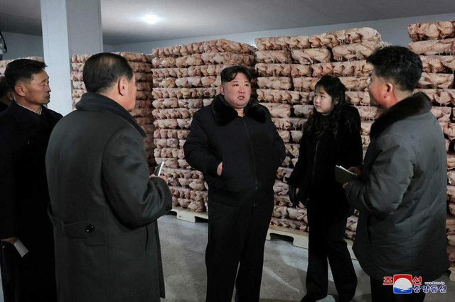 View - Vẻ ngoài của con gái ông Kim Jong-un gây chú ý