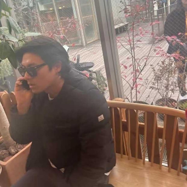 View - Dậy sóng loạt ảnh Son Ye Jin - Hyun Bin hẹn hò ở Nhật Bản, tương tác khiến mạng xã hội như muốn nổ tung