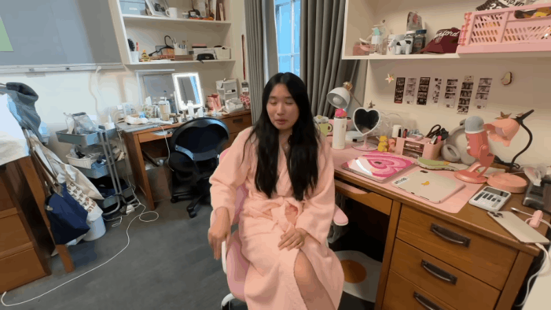 Jenny Huỳnh dành 8 tuần để decor phòng KTX Đại học Stanford: Thành quả quá là sến, chiếc giường có công dụng lạ - Ảnh 6.