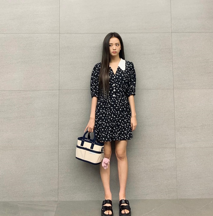 View - Jisoo gợi ý 10 cách mặc váy ngắn tôn dáng cho nàng có chiều cao khiêm tốn