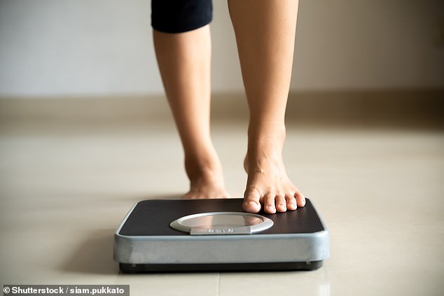 Chuyên gia tiết lộ thời điểm tốt nhất trong ngày để kiểm tra cân nặng bản thân - Ảnh 1.