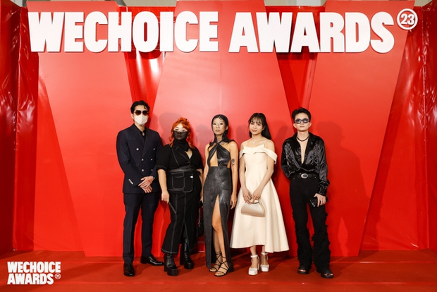 Gặp ekip Hỏa Lò - một trong 5 Đại sứ truyền cảm hứng của WeChoice Awards 2023: Chúng tôi đã rơi nước mắt - Ảnh 3.