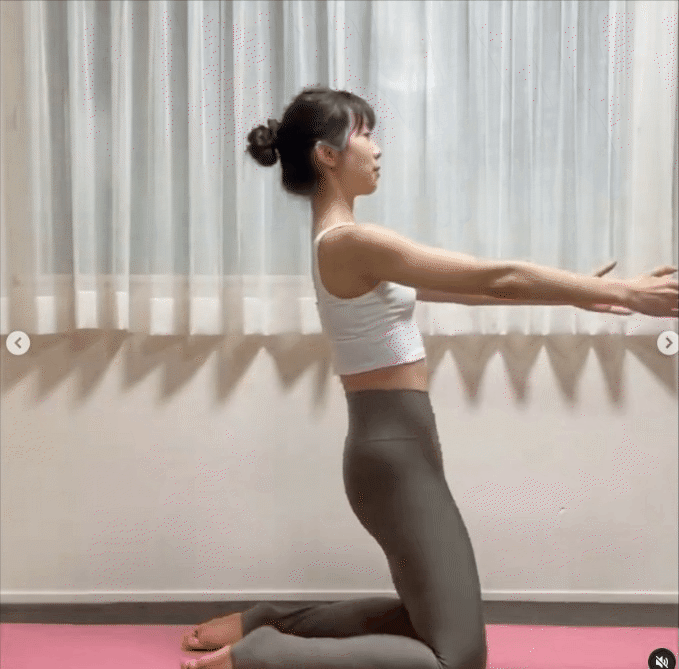 Chuy&ecirc;n gia người Nhật hướng dẫn động t&aacute;c ngả người 30 độ để siết mỡ bụng dưới, giảm bắp đ&ugrave;i nhanh gọn - Ảnh 3.
