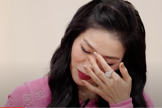 Chị đẹp Lệ Quy&ecirc;n kh&oacute;c - Ảnh 3.