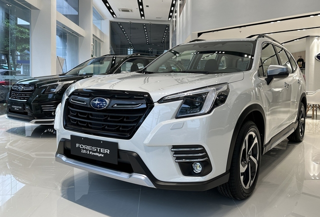 Nhiều hãng đồng loạt giảm mạnh giá xe đầu năm 2024: Subaru giảm cao nhất 410 triệu, Toyota giảm tới 120 triệu đồng - Ảnh 2.