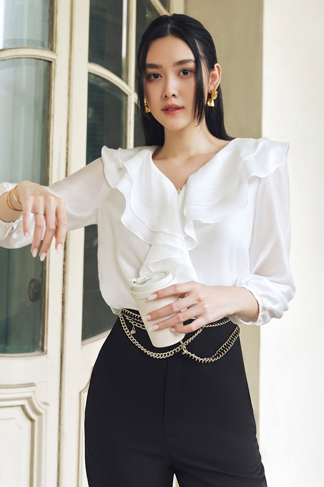 Mặc đẹp như nàng tổng tài Kim Yoo Jung với 10 mẫu áo blouse trắng siêu xinh diện Tết - Ảnh 11.