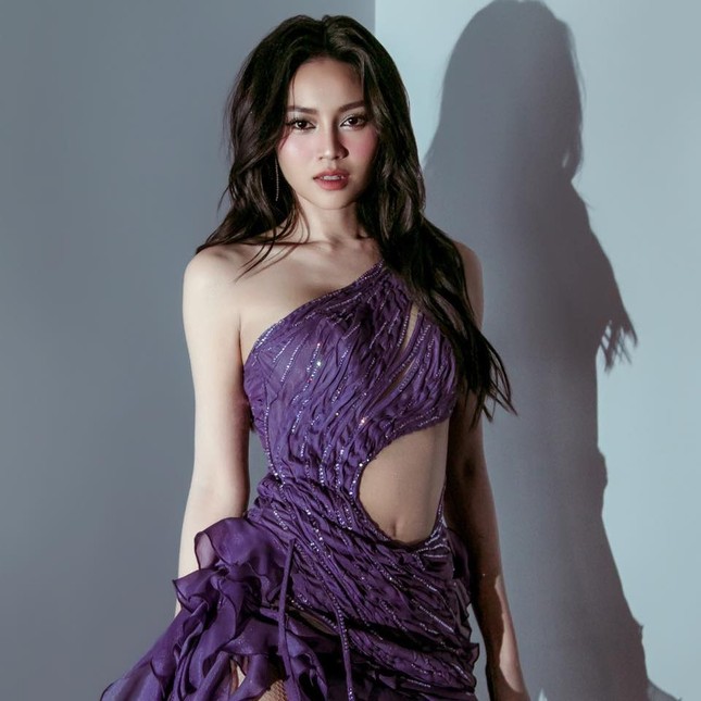Ninh Dương Lan Ngọc rời showbiz để du học ở 3 nước - Ảnh 2.